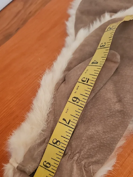 Vintage Rabbit Fur Mittens - Picture 7 of 10